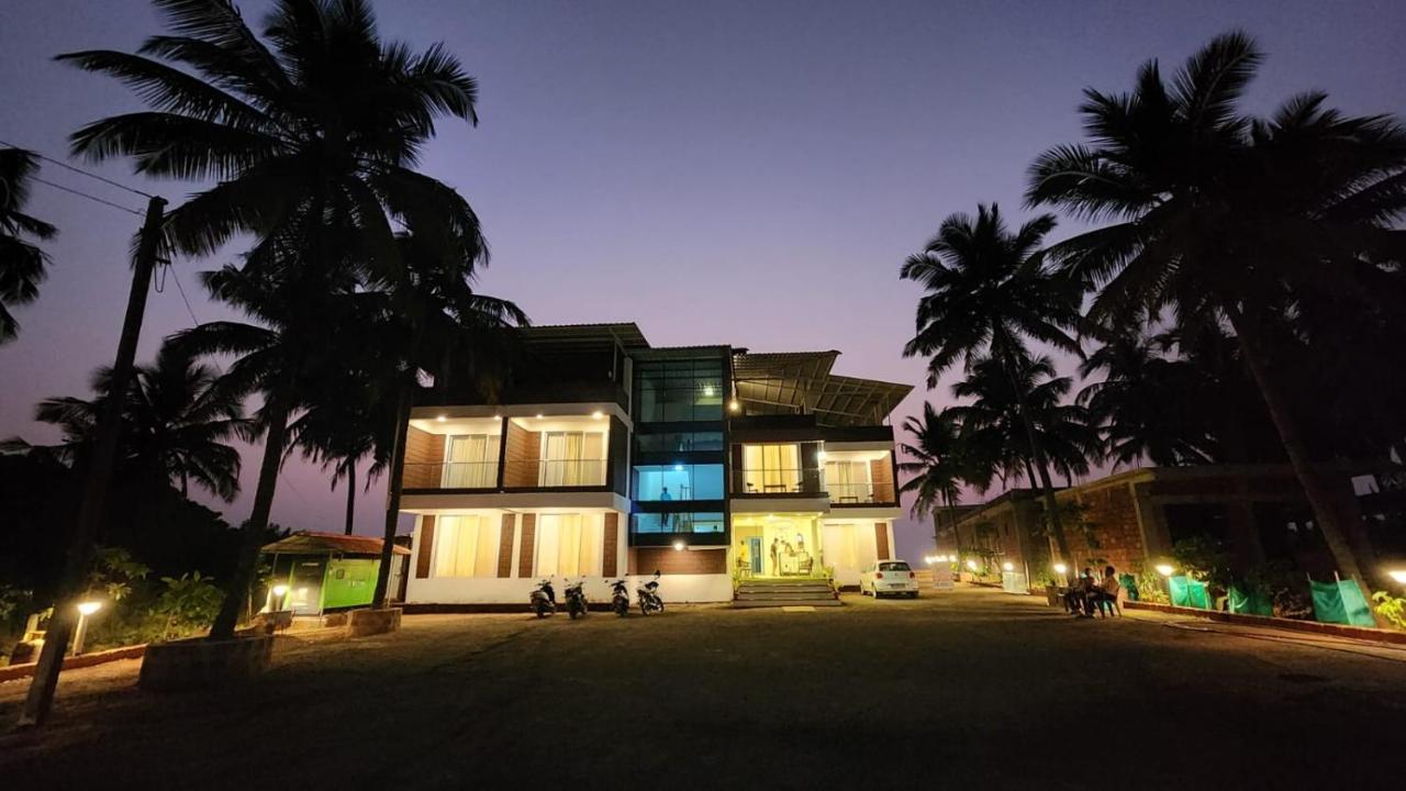 Coastal Bay Beach Resort Harnai Exterior foto